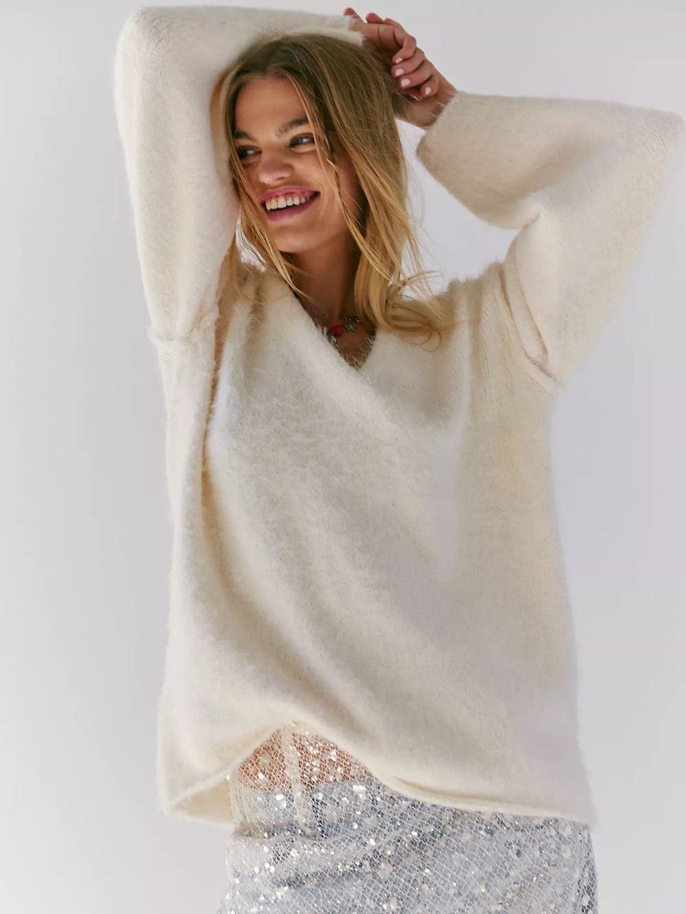 Free People Sparrow Oversized Ivory V-Neck Pullover Fluffy / Fuzzy Sweater